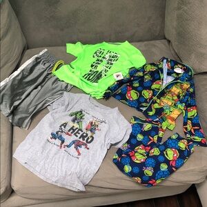 Boys size 5T clothes bundle
